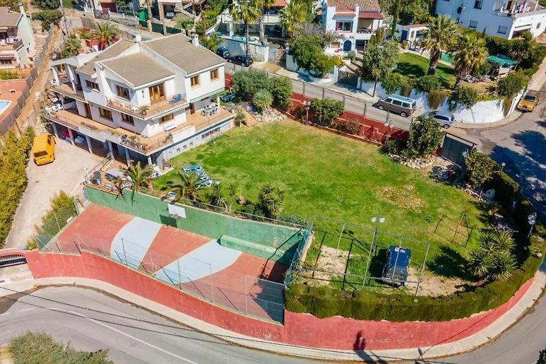 فيلا Preciosa Casa 2000 M2 Piscina Mar Barbacoa Felicidad سانتا سوزانا المظهر الخارجي الصورة