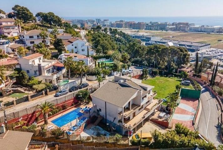 فيلا Preciosa Casa 2000 M2 Piscina Mar Barbacoa Felicidad سانتا سوزانا المظهر الخارجي الصورة